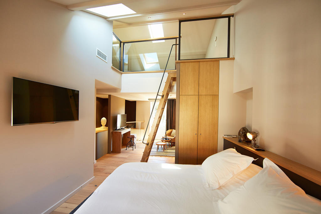 Les Chambres De L'Oustalet, Chambres D'Hotes Et Restaurant Etoile Жиґондас Номер фото