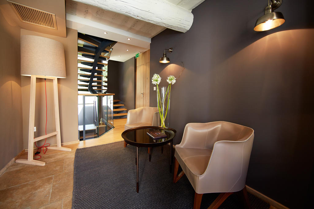 Les Chambres De L'Oustalet, Chambres D'Hotes Et Restaurant Etoile Жиґондас Екстер'єр фото