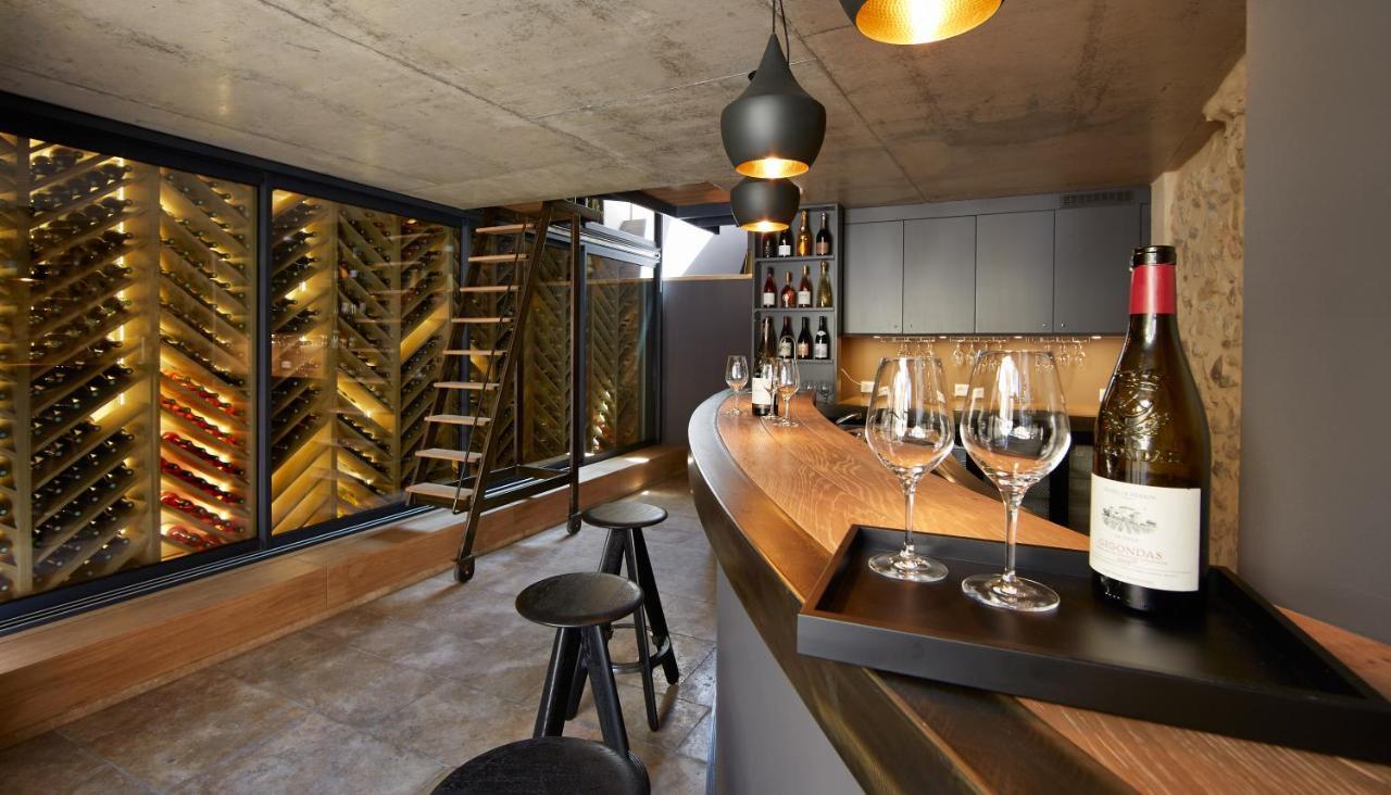 Les Chambres De L'Oustalet, Chambres D'Hotes Et Restaurant Etoile Жиґондас Екстер'єр фото